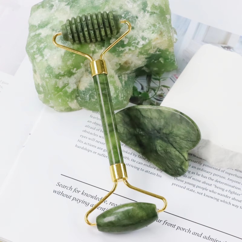 مجموعة أسطوانة اليشم وغوا شا م - مراجعة Jade Roller Stone وسعره